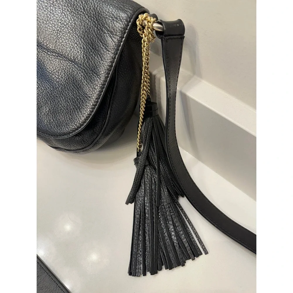 Michael‎ Kors Black Leather Tassel Crossbody Bag Gold Chain Strap
